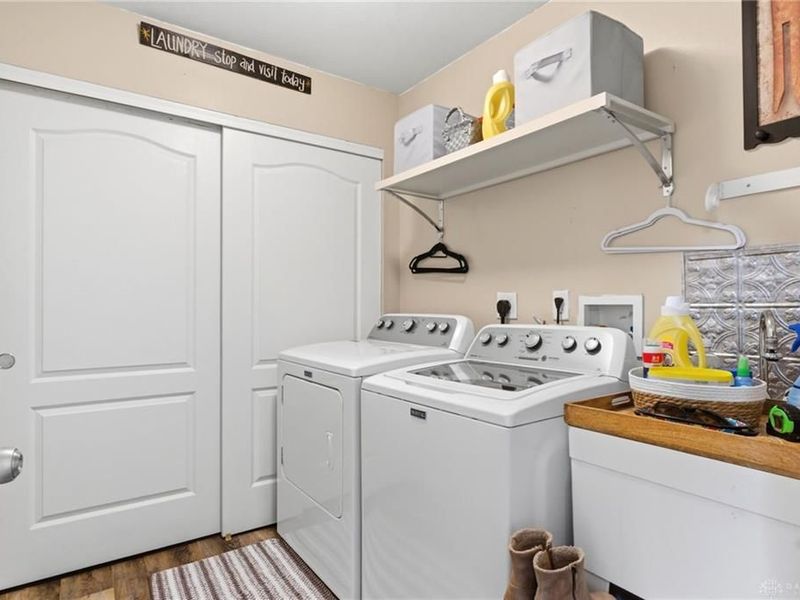 1413 Runnymeade Way, Beavercreek Township, OH 45385 Photo 27