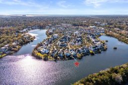 1647 Paradise Lake Drive photo 4