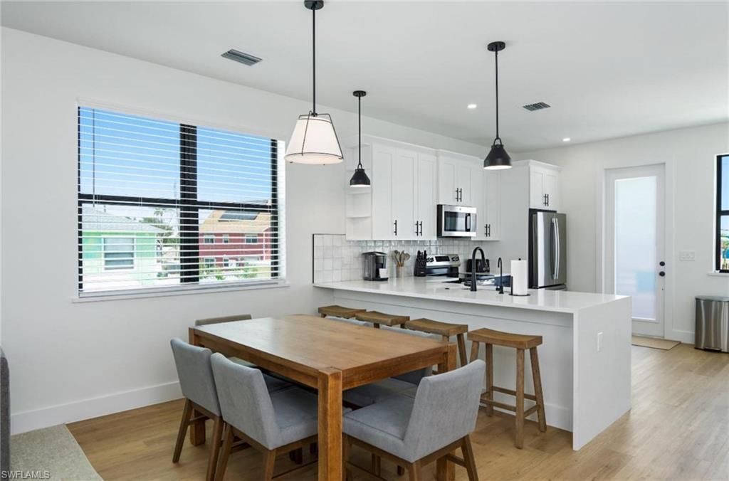 170 Washington Ave, Fort Myers Beach, FL 33931 Photo