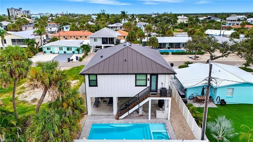 170 Washington Ave, Fort Myers Beach, FL 33931 Photo