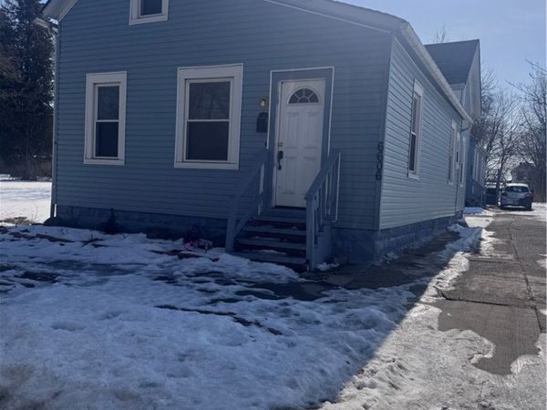 6606 Charter Avenue, Cleveland, OH 44127