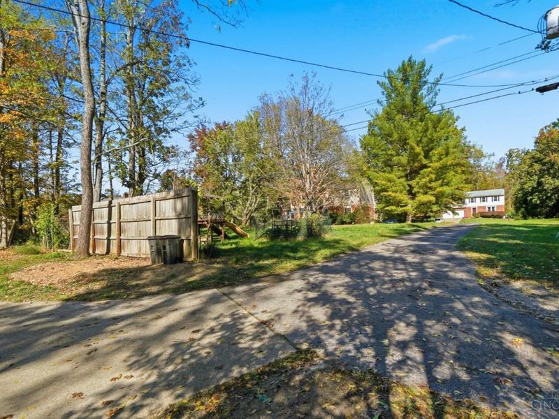 673 Brandy Way, Union Twp, OH 45244 Photo 9