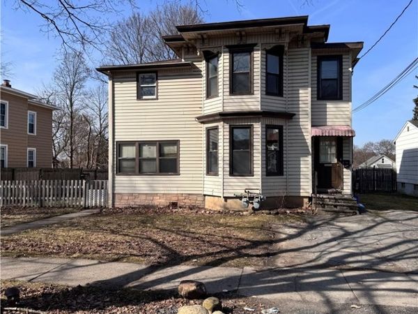 307 Highland Avenue , East Syracuse, NY 13057