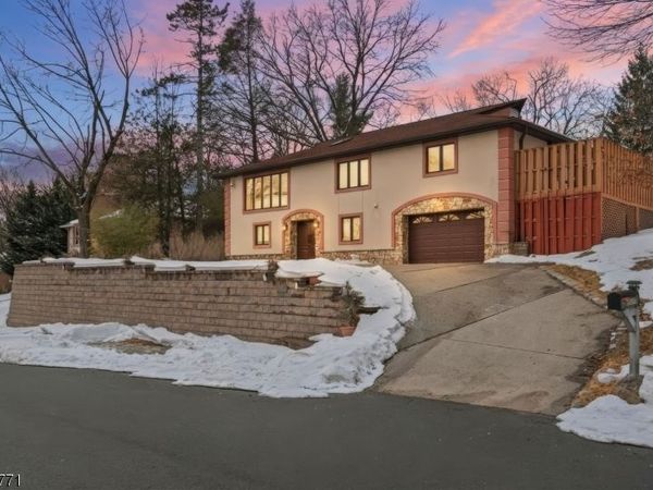 620 Highland Ave, Little Falls, NJ 07424