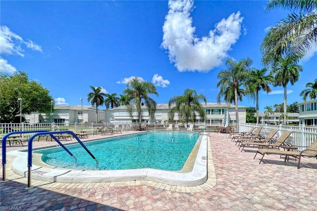 1830 Brantley Rd, Unit J2, Fort Myers, FL 33907 Photo