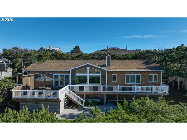 4580 FAIRWAY AVE, Gearhart, OR 97138