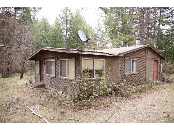 74759 Good RD, Elgin, OR 97827