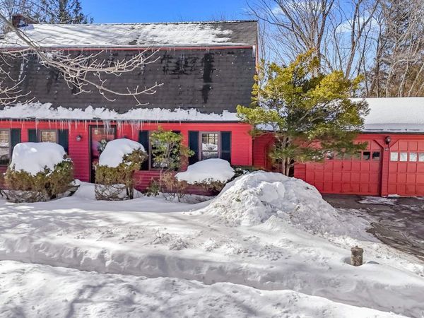 40 Meditation Lane, Atkinson, NH 03811