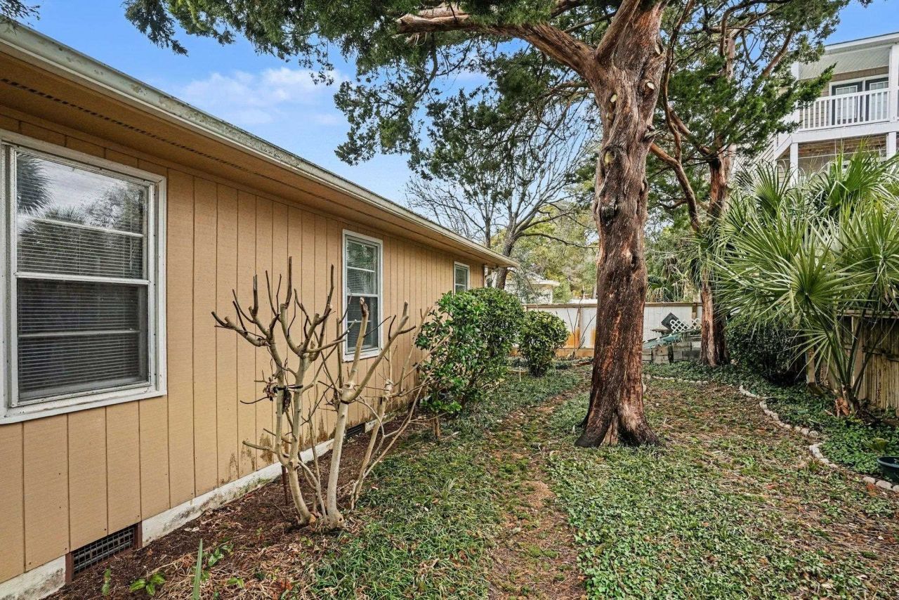 1012 Perrin Dr.  Photo 26