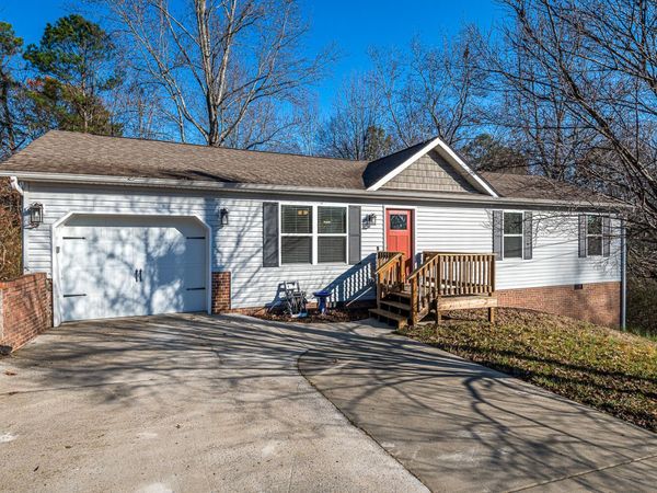 27 Berry Circle, Ringgold, GA 30736