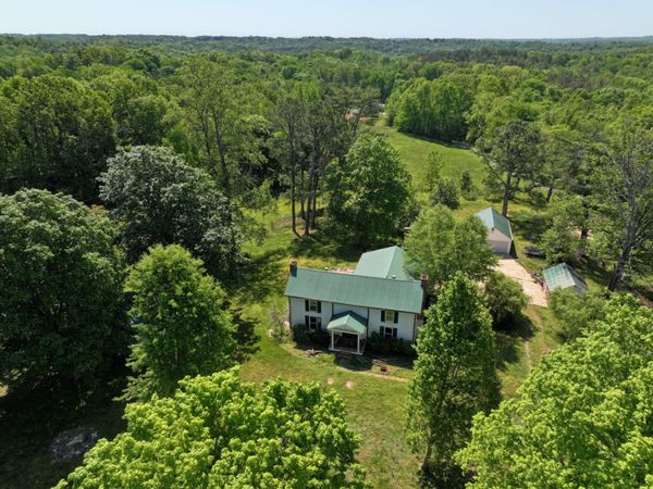 1629 Neptune Rd, Ashland City, TN 37015