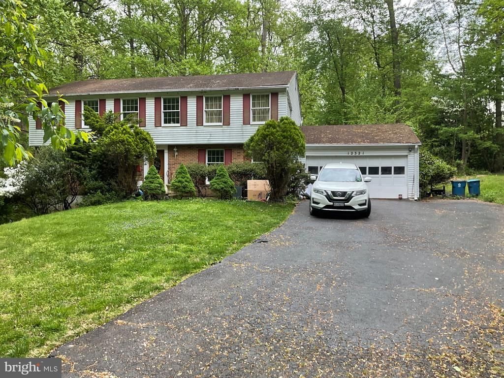 12321 FOLKSTONE DRIVE, HERNDON, VA 20171