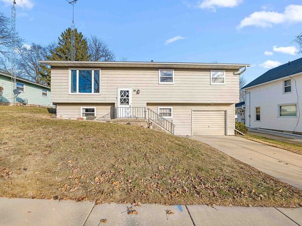 318 Scott Street, Cambria, WI 53923