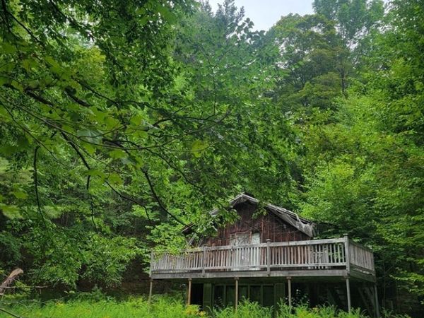 39 Hawley Street, Plainfield, MA 01070