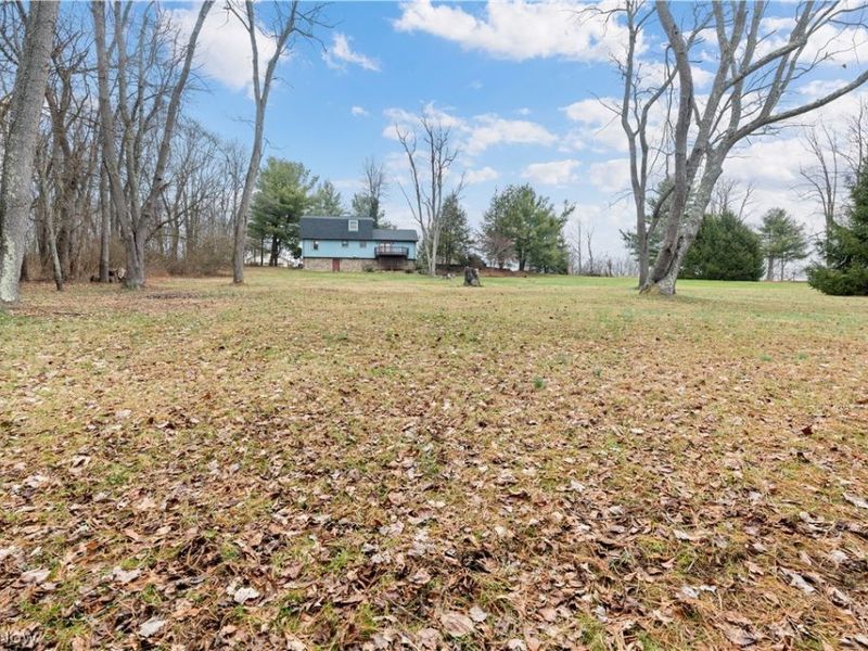 7589 Belp Cove, Millersburg, OH 44654 Photo 27