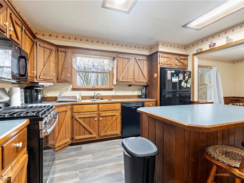 7589 Belp Cove, Millersburg, OH 44654 Photo 4