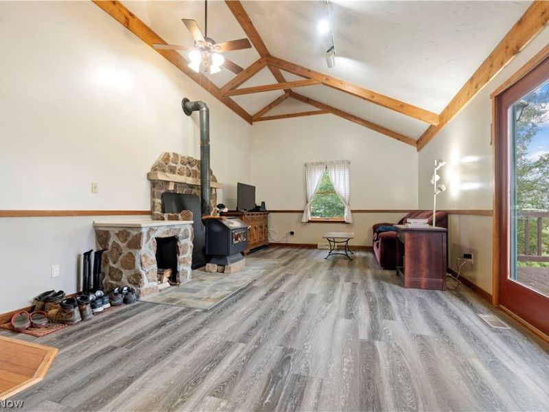 7589 Belp Cove, Millersburg, OH 44654 Photo 8