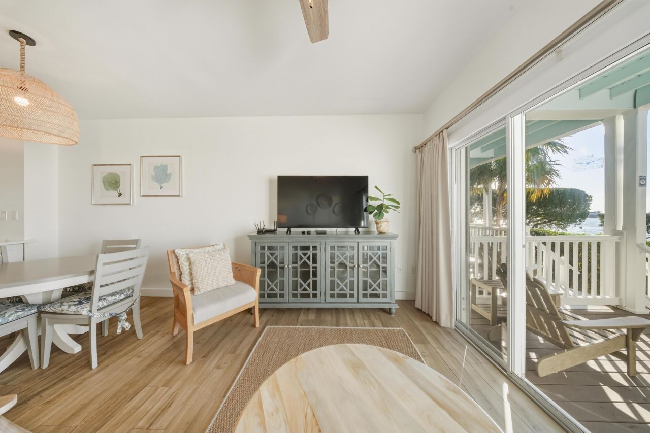 5106 Sunset Village Drive, Duck, FL 33050 Photo