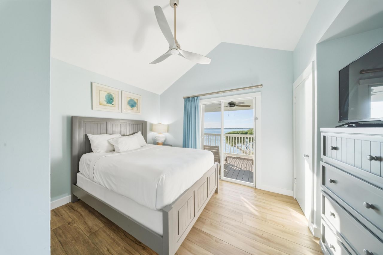 5106 Sunset Village Drive, Duck, FL 33050 Photo