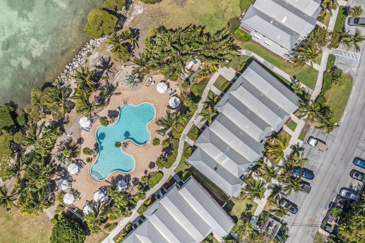 5106 Sunset Village Drive, Duck, FL 33050 Photo