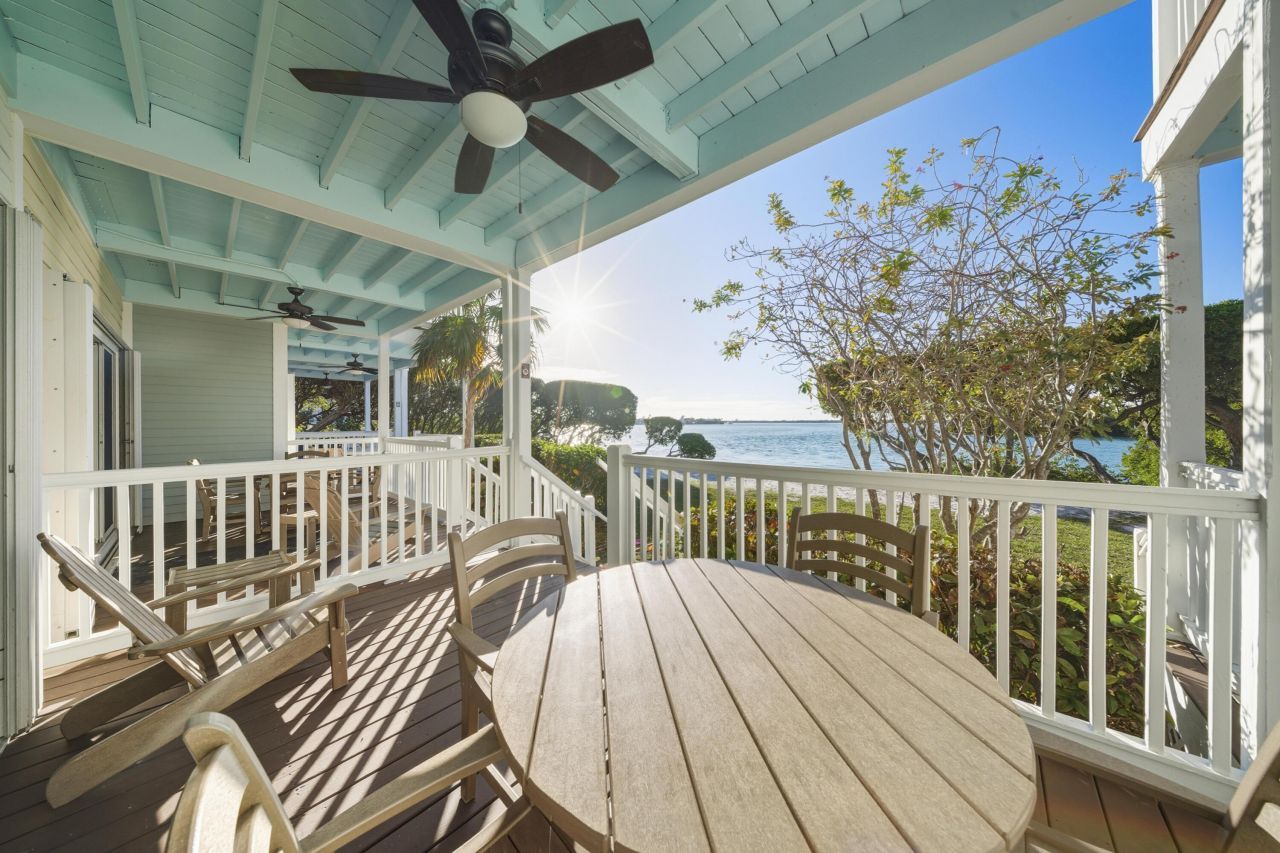 5106 Sunset Village Drive, Duck, FL 33050 Photo