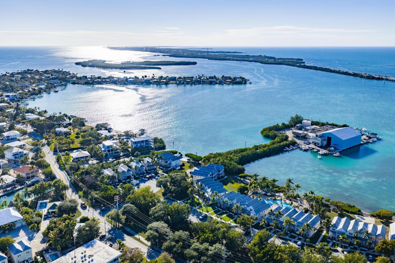 5106 Sunset Village Drive, Duck, FL 33050 Photo