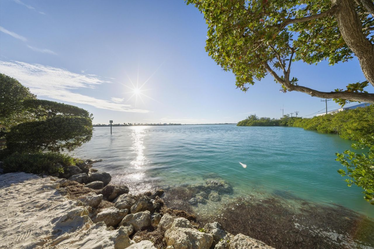 5106 Sunset Village Drive, Duck, FL 33050 Photo