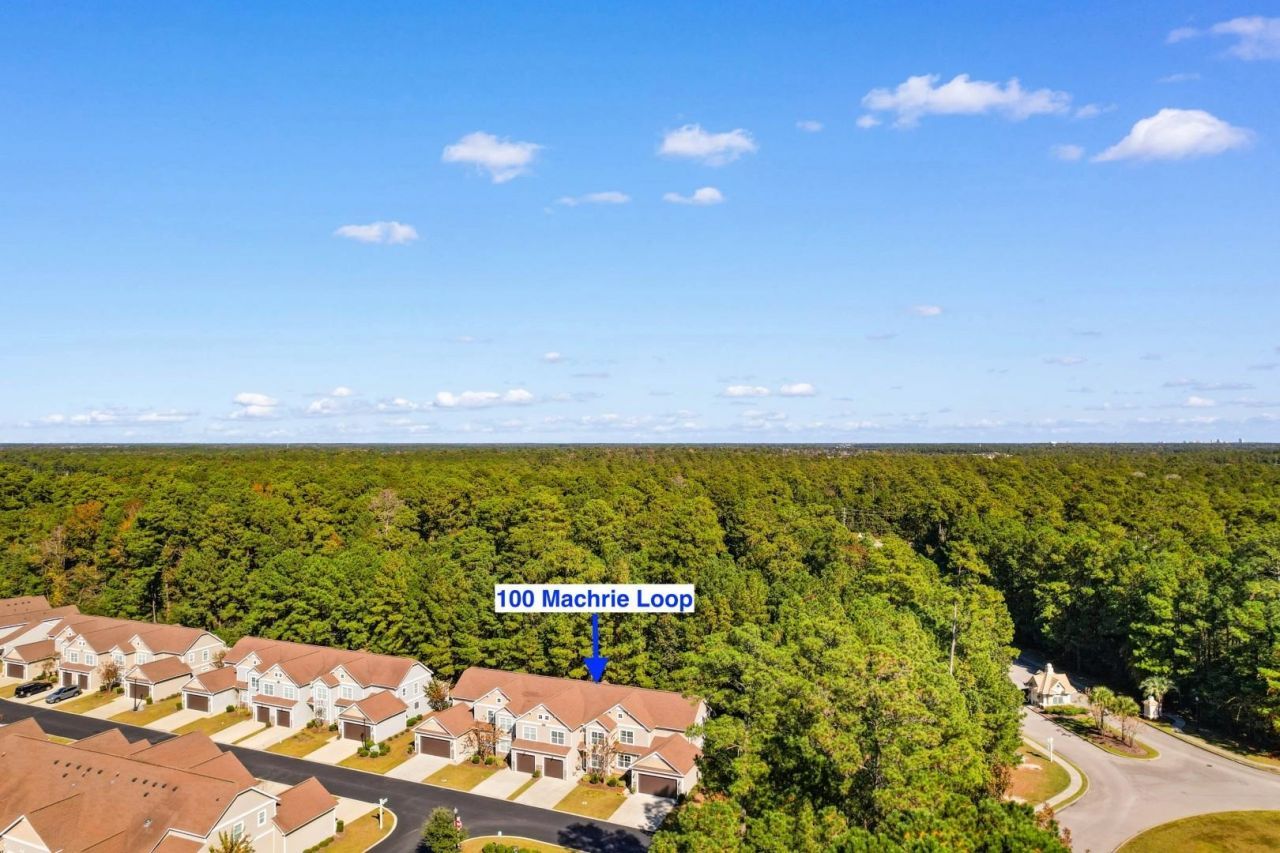 100 Machrie Loop Photo 32