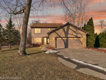 1980 Oakville Waltz Road, Huron Twp, MI 48164