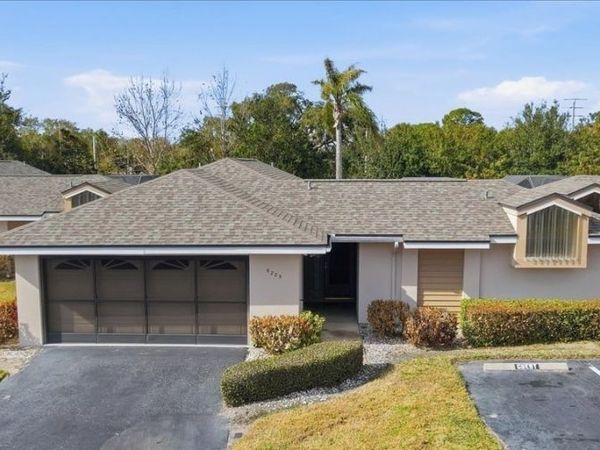 6285 N Mirror Lake Drive, Unit 6285, Sebastian, FL 32958