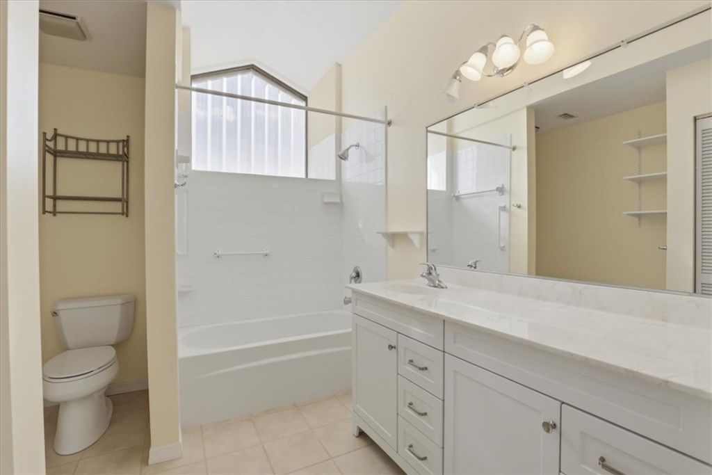 6285 N Mirror Lake Drive, Unit 6285, Sebastian, FL 32958 Photo