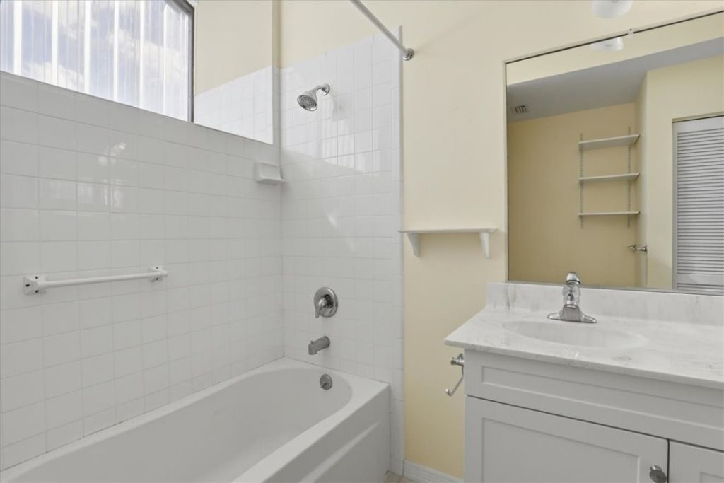 6285 N Mirror Lake Drive, Unit 6285, Sebastian, FL 32958 Photo