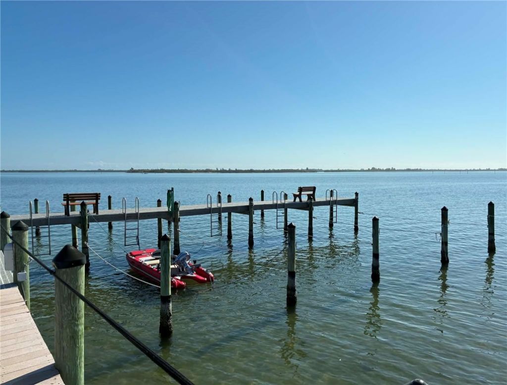 6285 N Mirror Lake Drive, Unit 6285, Sebastian, FL 32958 Photo