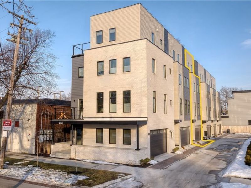 2149 Columbus Road, Cleveland, OH 44113 Photo 1