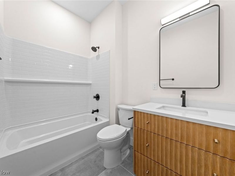 2149 Columbus Road, Cleveland, OH 44113 Photo 22