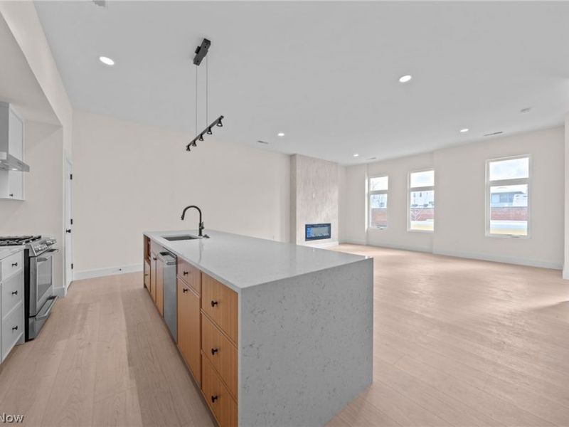 2149 Columbus Road, Cleveland, OH 44113 Photo 5