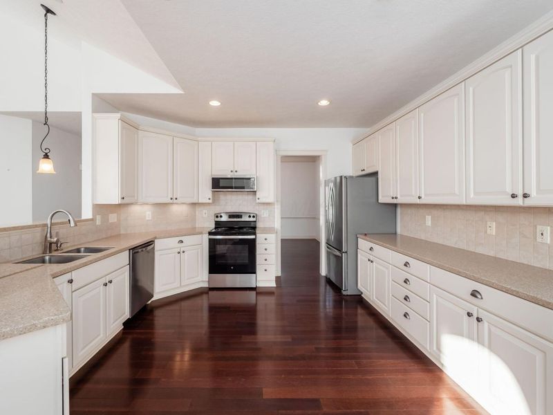 1327 Donahey Street, Columbus, OH 43235 Photo 20