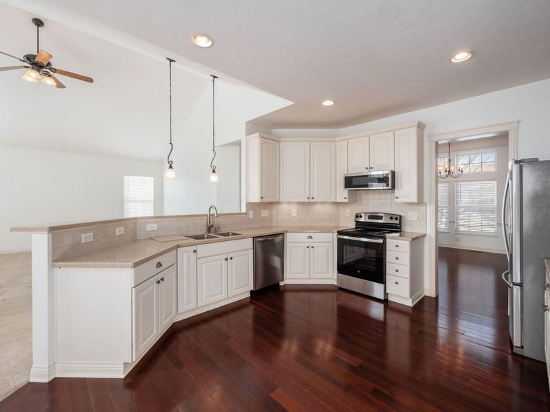 1327 Donahey Street, Columbus, OH 43235 Photo 21