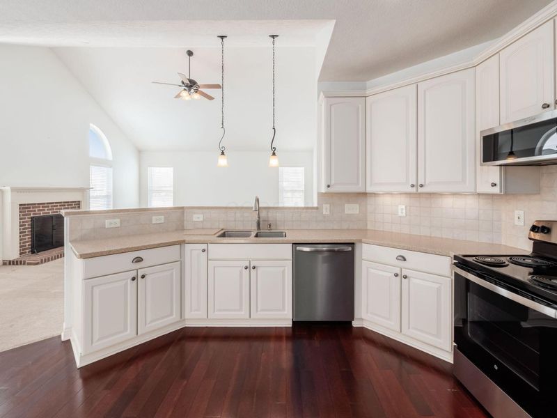 1327 Donahey Street, Columbus, OH 43235 Photo 22