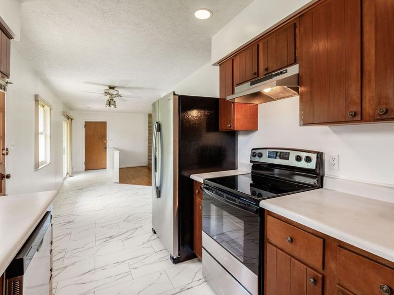 5166 Southern Grove Drive, Grove City, OH 43123 Photo 15