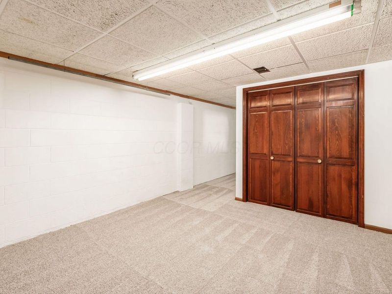 5166 Southern Grove Drive, Grove City, OH 43123 Photo 28