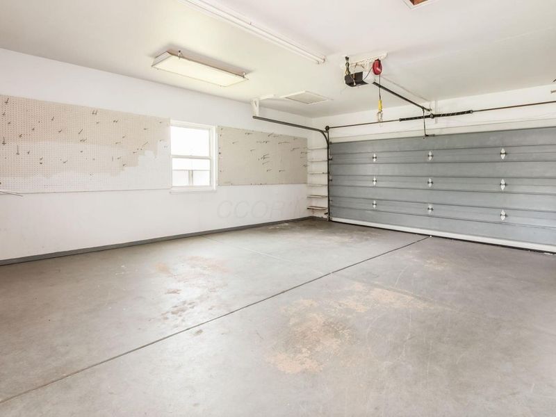 5166 Southern Grove Drive, Grove City, OH 43123 Photo 36