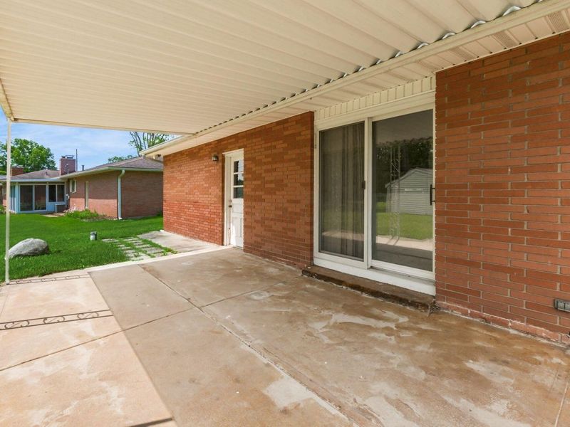 5166 Southern Grove Drive, Grove City, OH 43123 Photo 38