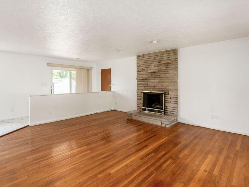 5166 Southern Grove Drive, Grove City, OH 43123 Photo 6