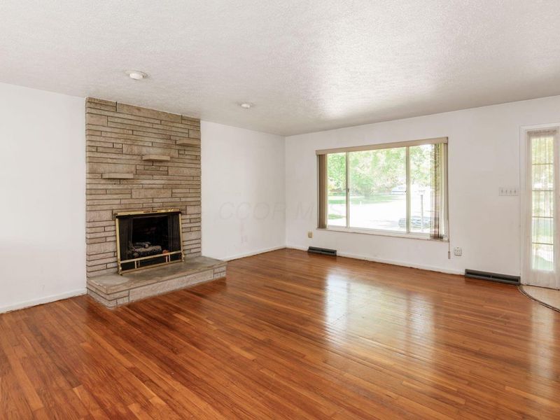 5166 Southern Grove Drive, Grove City, OH 43123 Photo 9