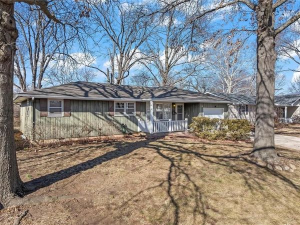 819 Crawford Drive, Lawrence, KS 66049
