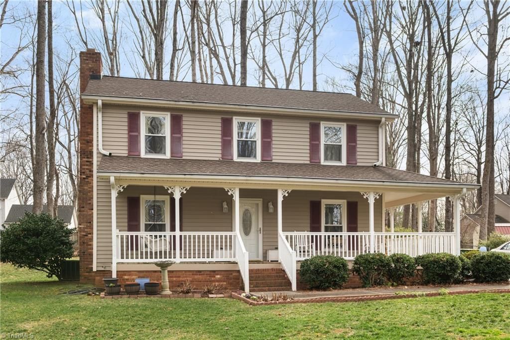 1337 Robin Hood Forest Drive, Pfafftown, NC 27040 Main Photo