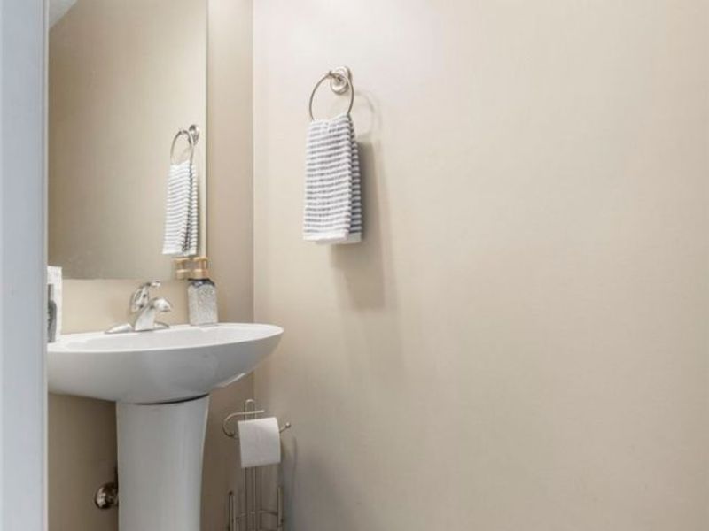 419 Whitetail Trail NE, Canton, OH 44704 Photo 16