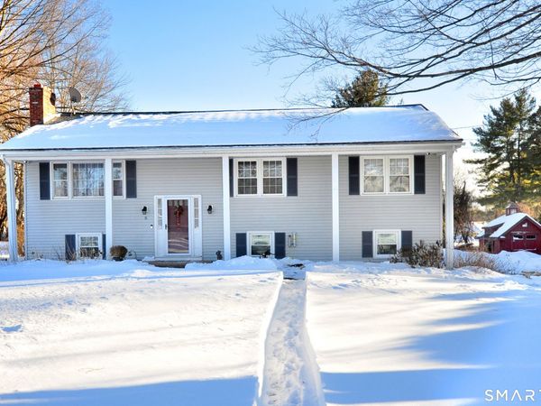 5 Maize, East Granby, CT 06026