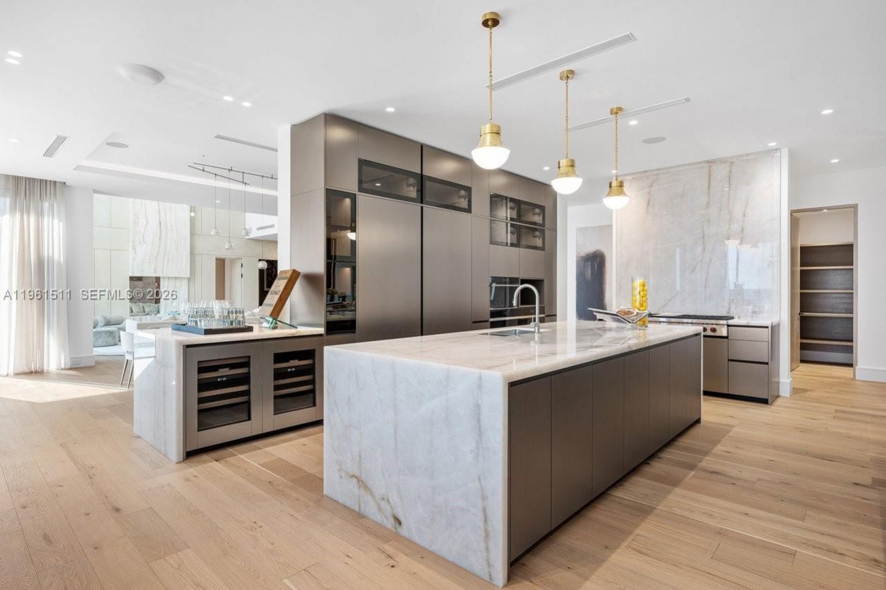 1107 Hillsboro Mile , Hillsboro Beach, FL 33062 Photo